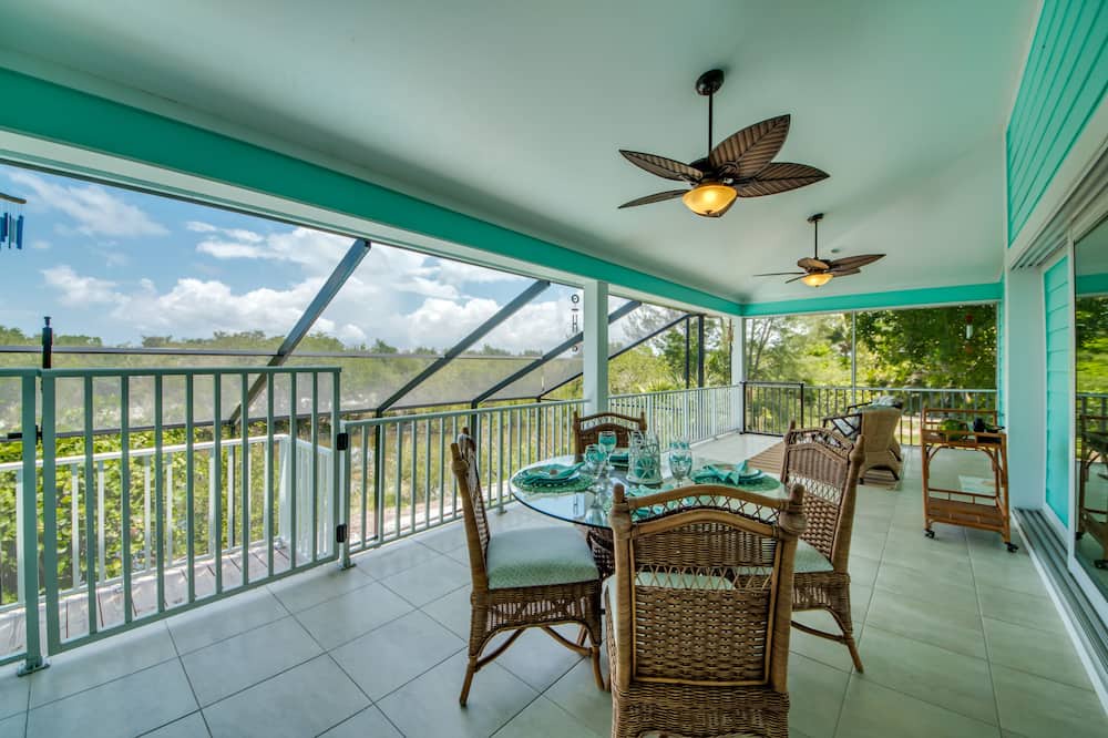 Photo of Outdoor in Beachview Country Club Estates