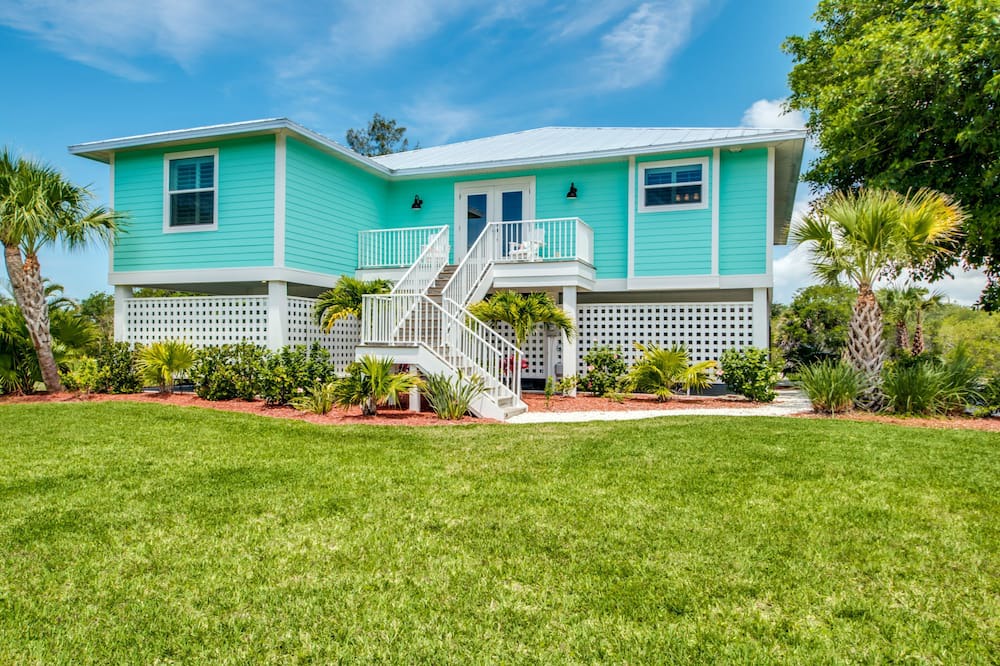 Photo of Outdoor in Beachview Country Club Estates
