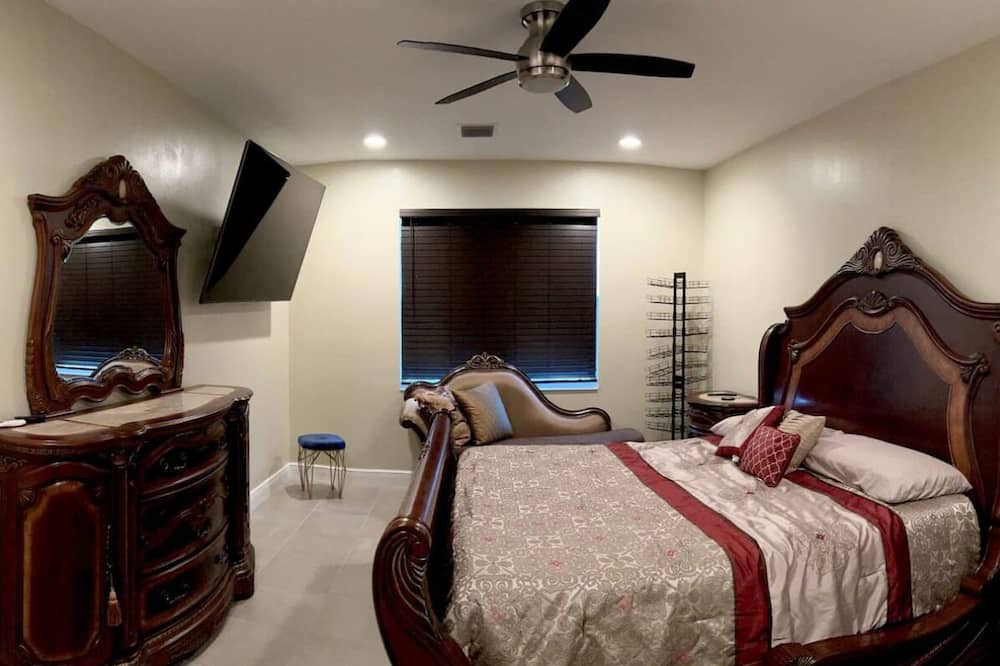 Photo of Bedroom in Port Saint Lucie