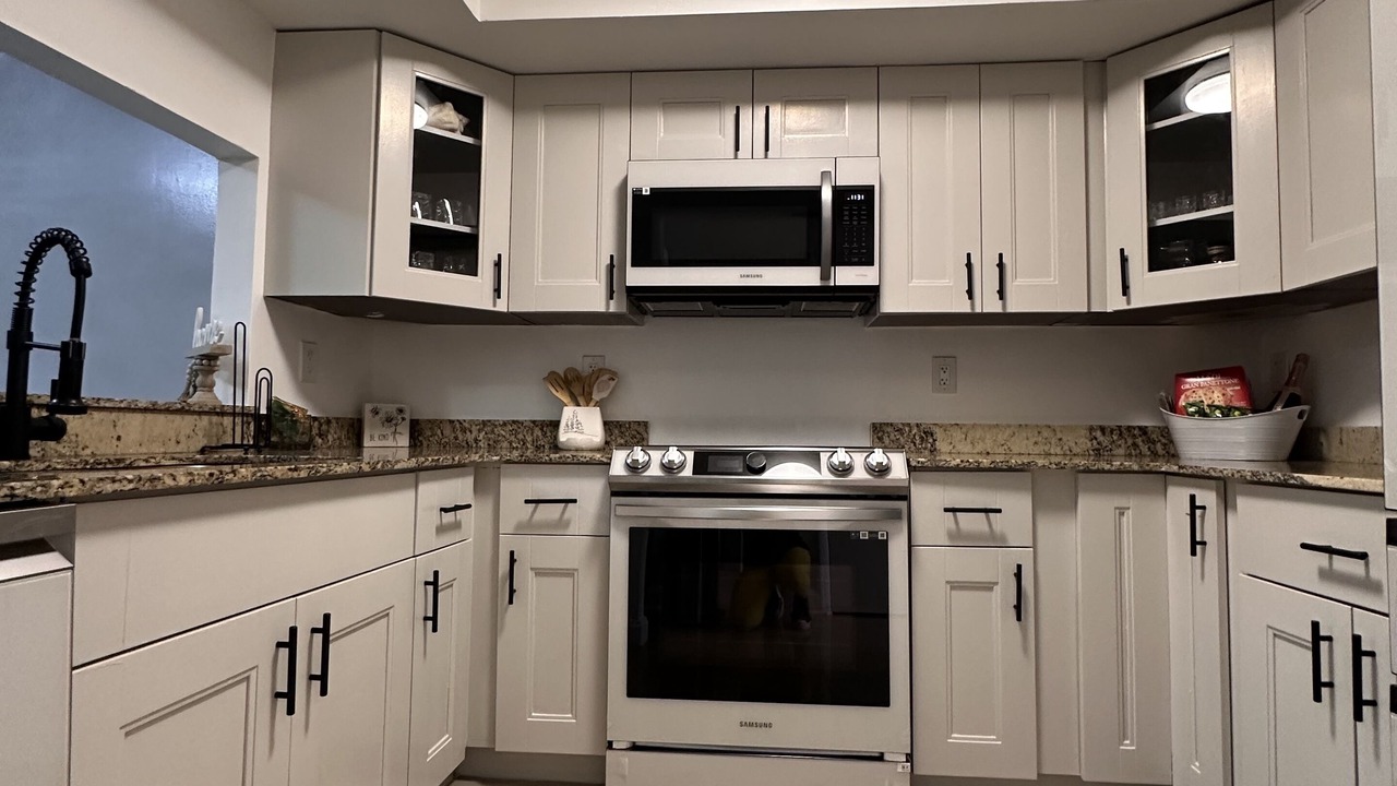 Photo of Kitchen in Hunt Club