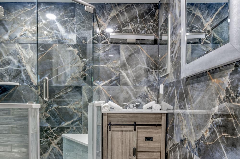 Photo of Bathroom in United Central