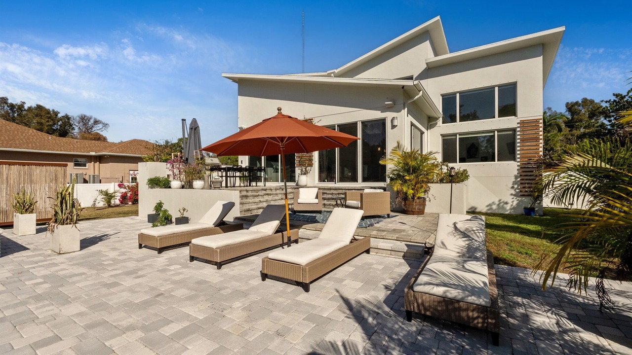 Photo of Patio Balcony in Riviera Bay