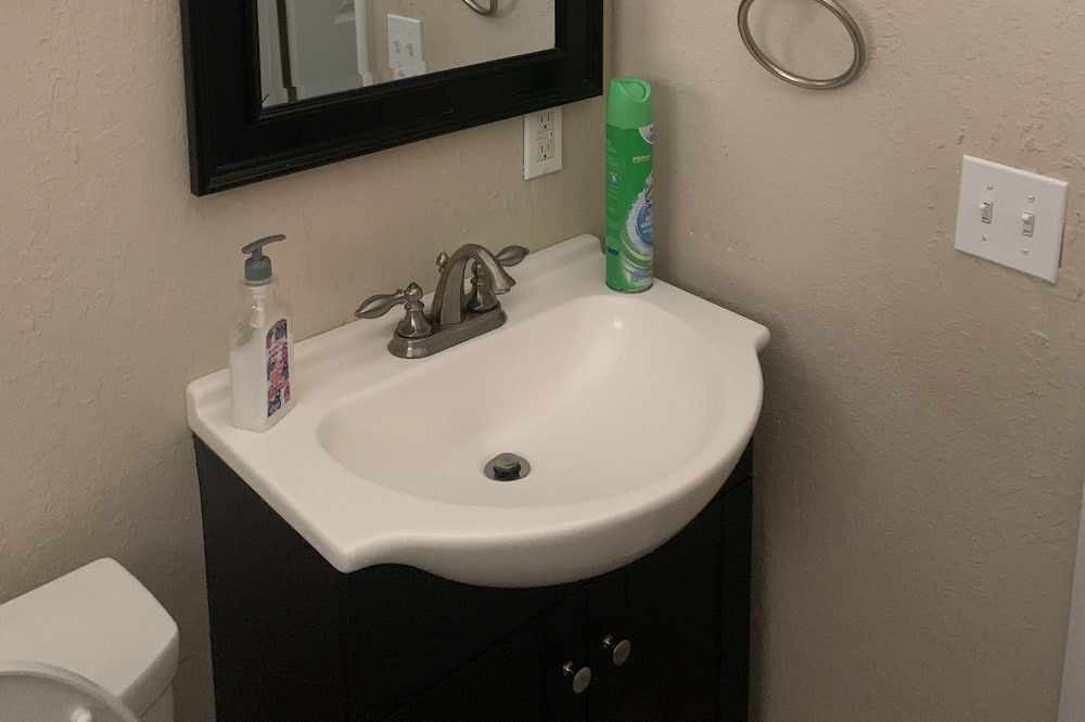 Photo of Bathroom in Altamonte Springs