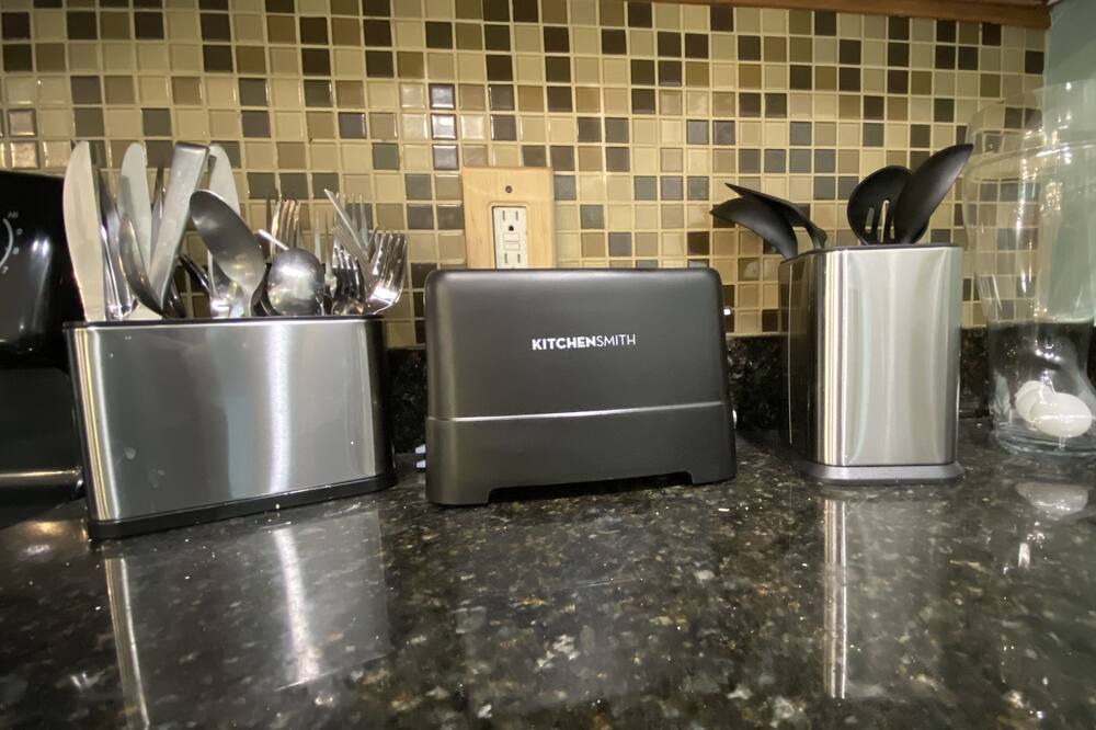 Photo of Kitchen in Gillespie Park