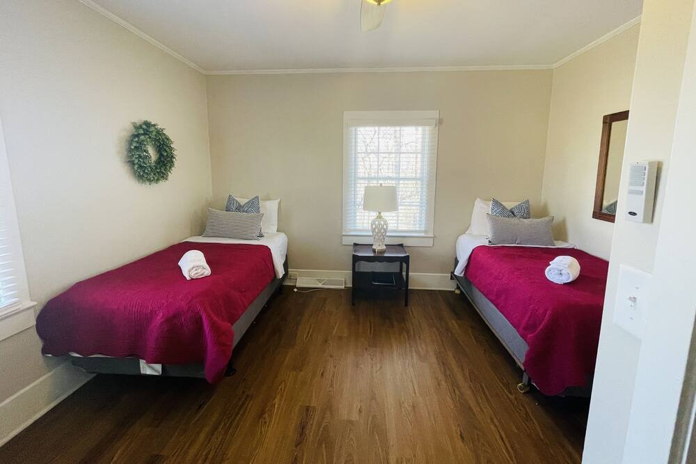 Photo of Bedroom in Clemmons