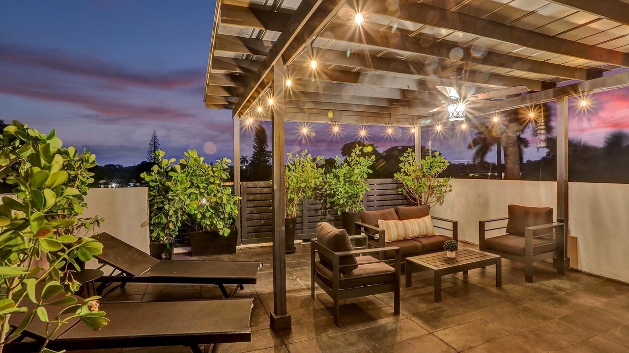 Photo of Patio Balcony in Royal Poinciana