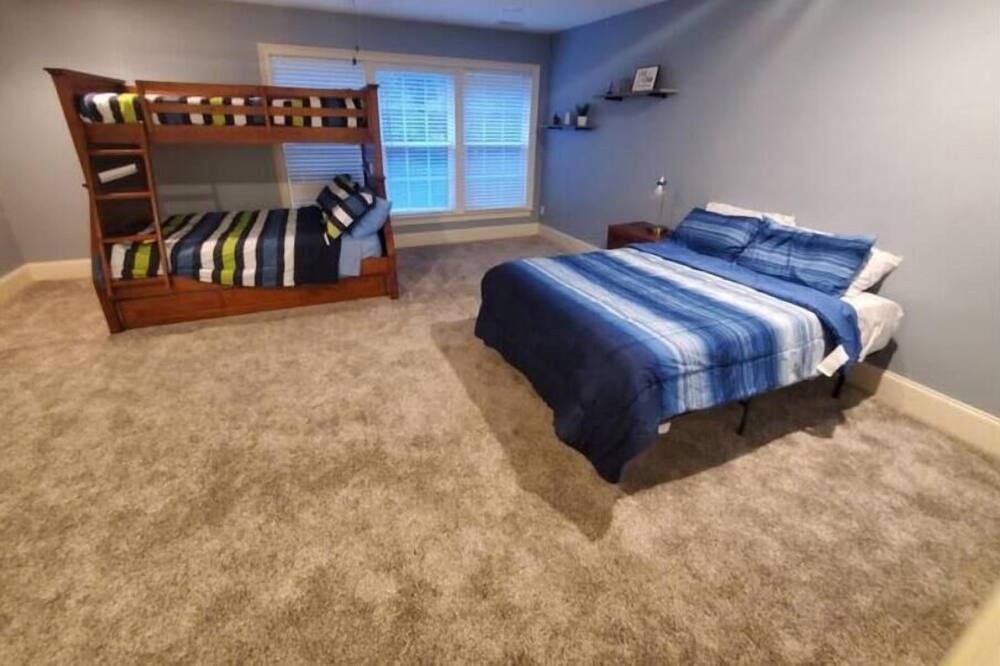 Photo of Bedroom in Tallahassee