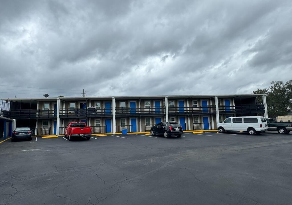 Photo of Outdoor in Englewood