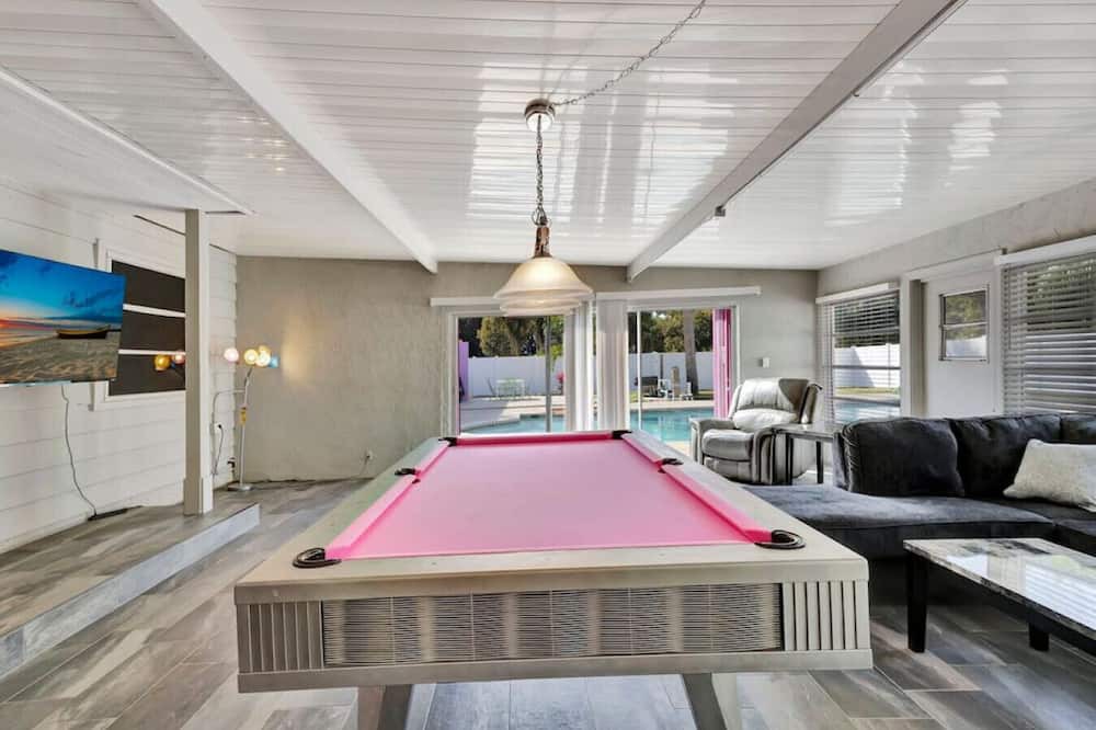 Photo of Others in Indian River Estates