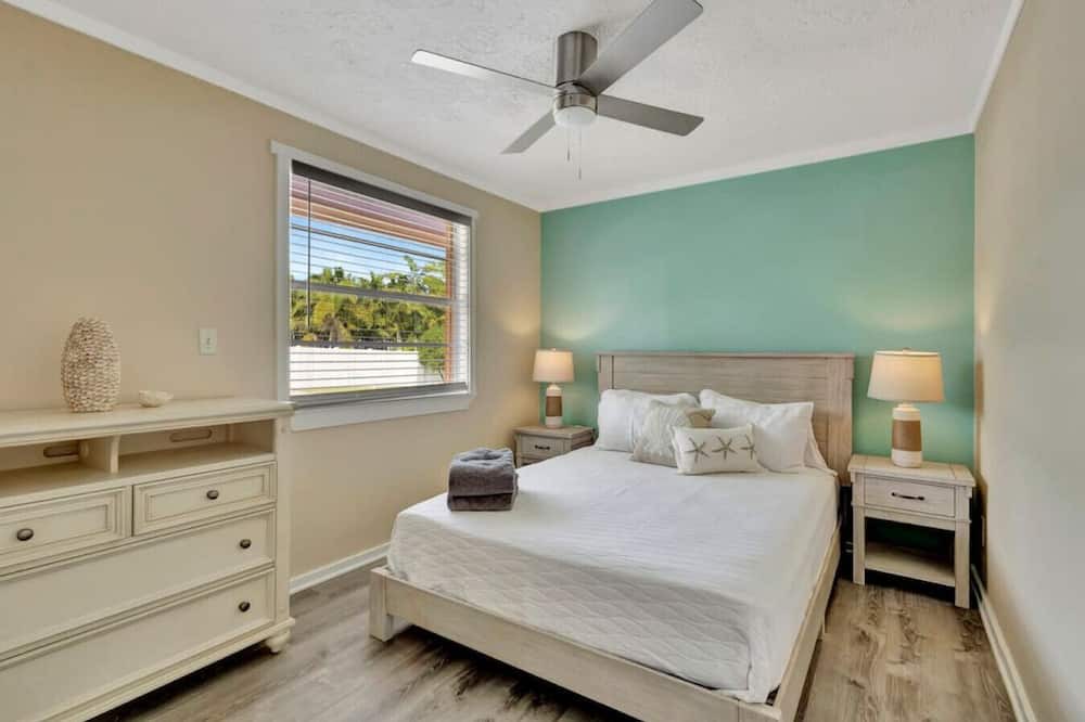 Photo of Others in Indian River Estates