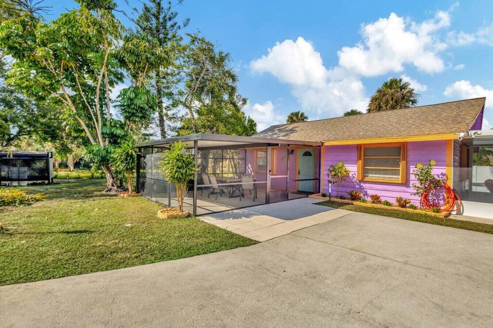 Photo of Others in Indian River Estates