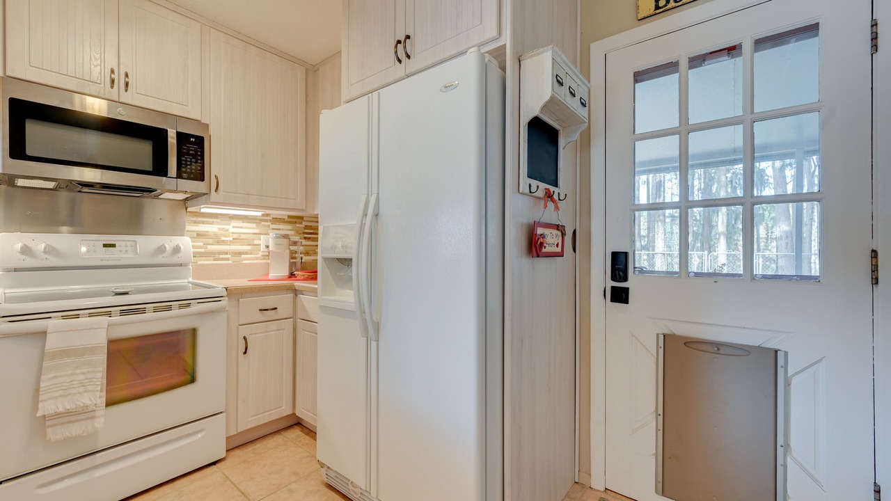Photo of Kitchen in Lake Magdalene