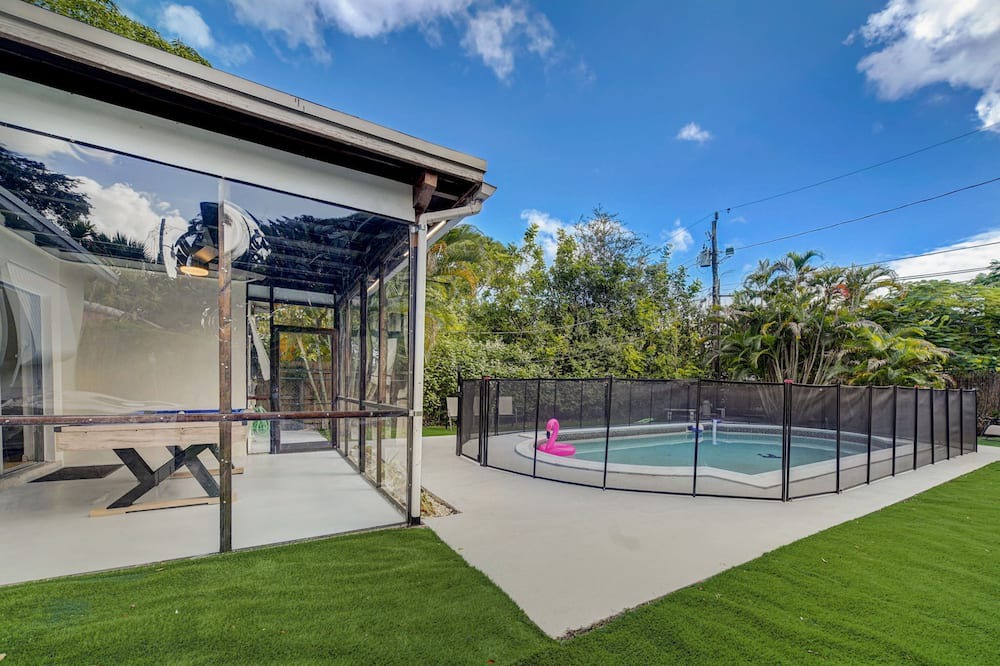 Photo of Outdoor in Poinciana Park