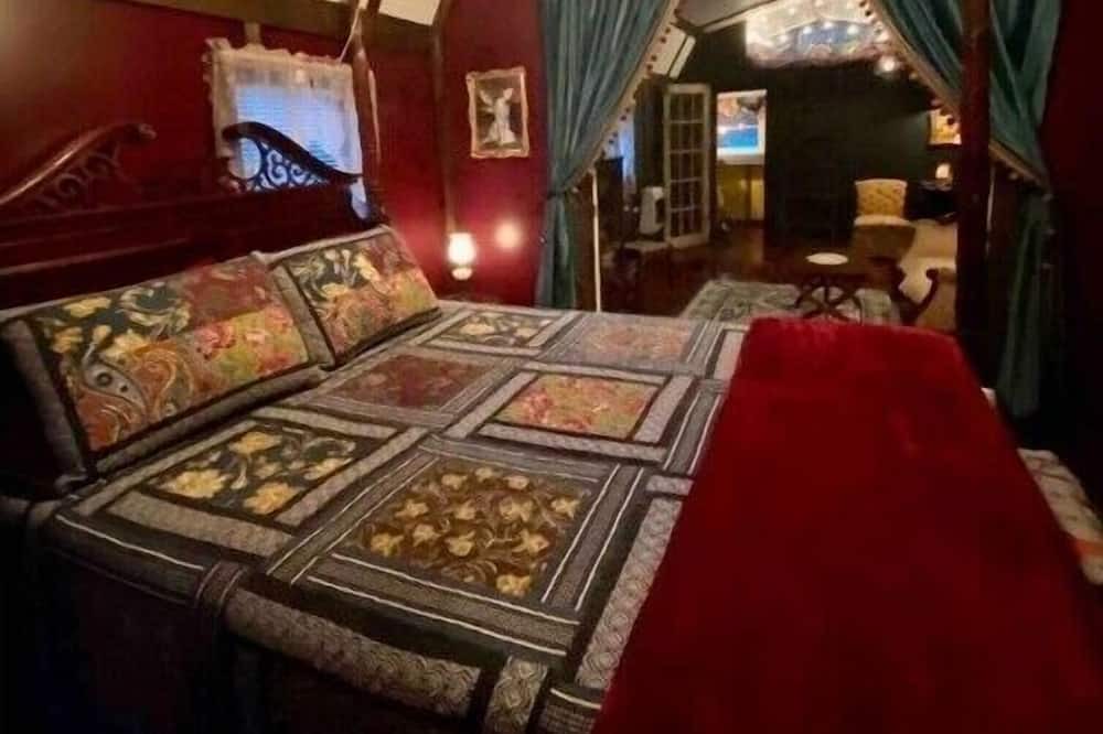 Photo of Bedroom in Live Oak