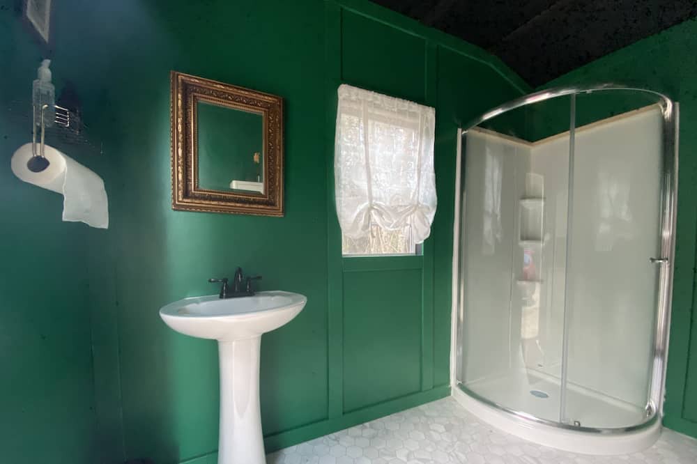 Photo of Bathroom in Live Oak