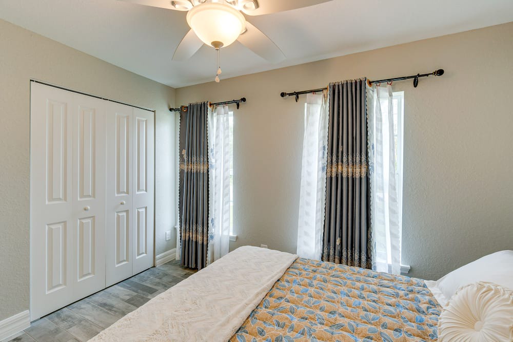 Photo of Bedroom in South Gulf Cove