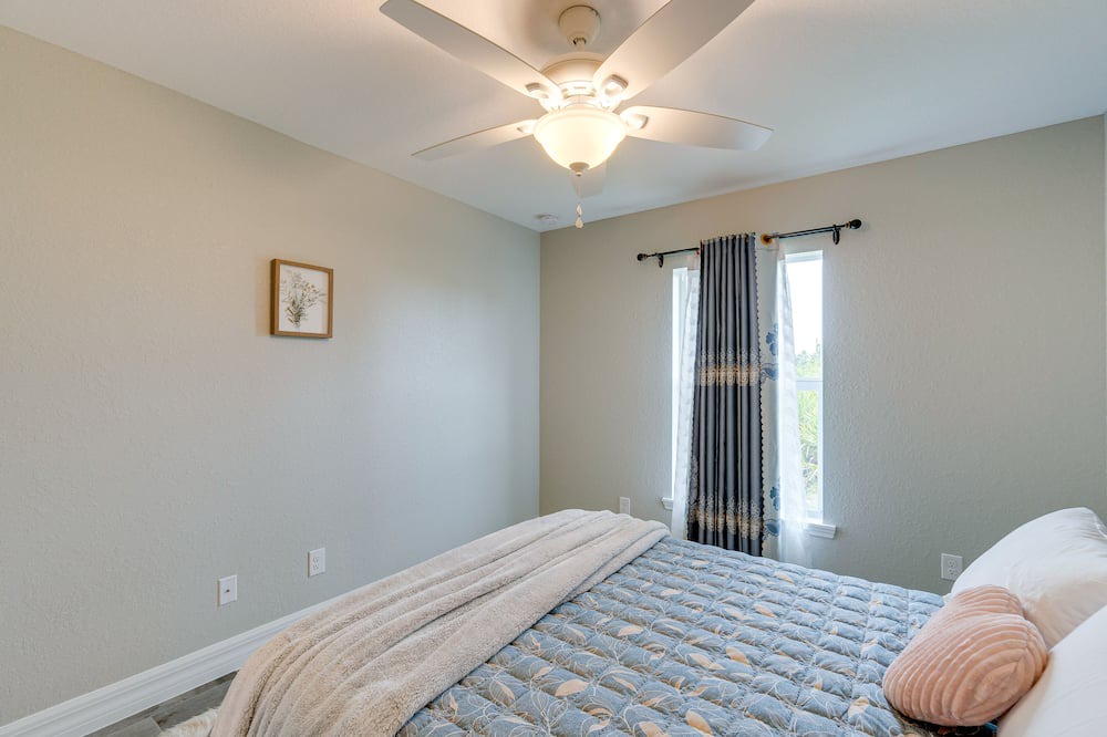 Photo of Bedroom in South Gulf Cove