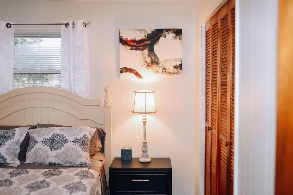 Photo of Bedroom in Mount Holly