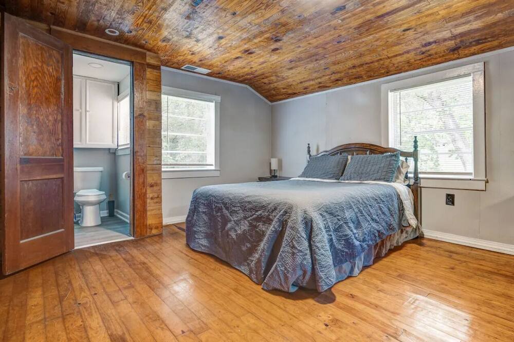 Photo of Bedroom in McCalla