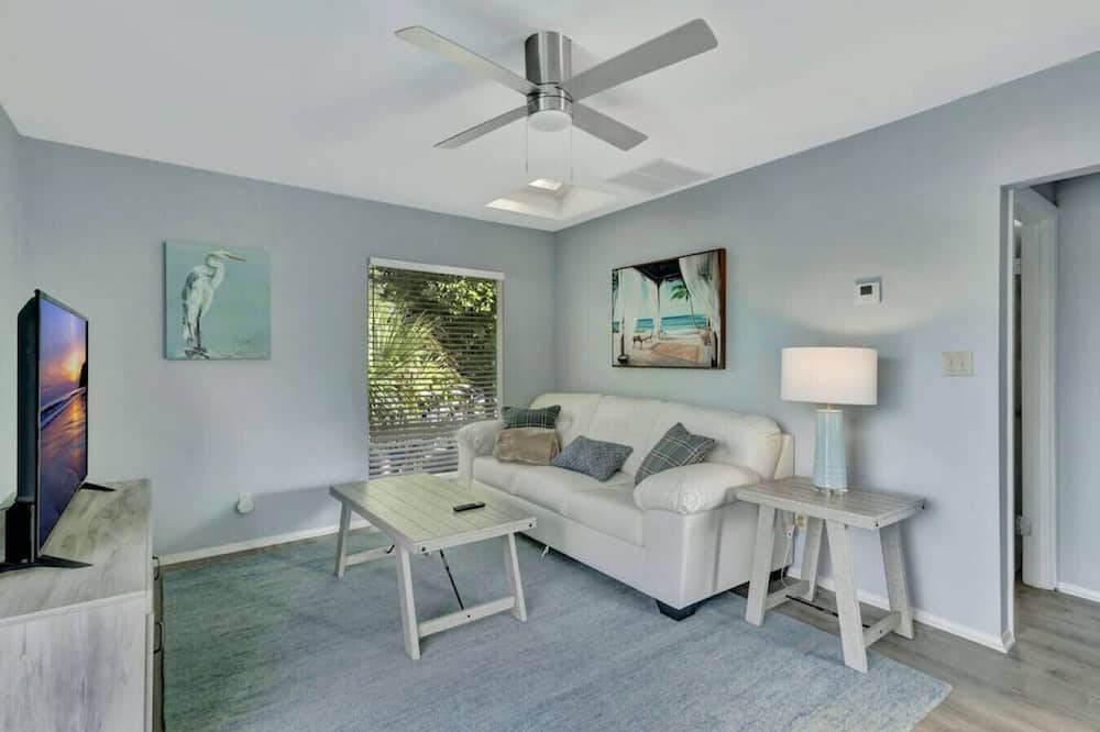 Photo of Others in Indian River Estates