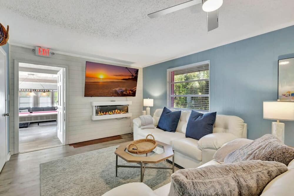 Photo of Others in Indian River Estates
