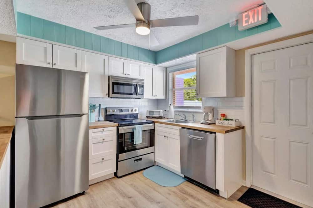 Photo of Others in Indian River Estates