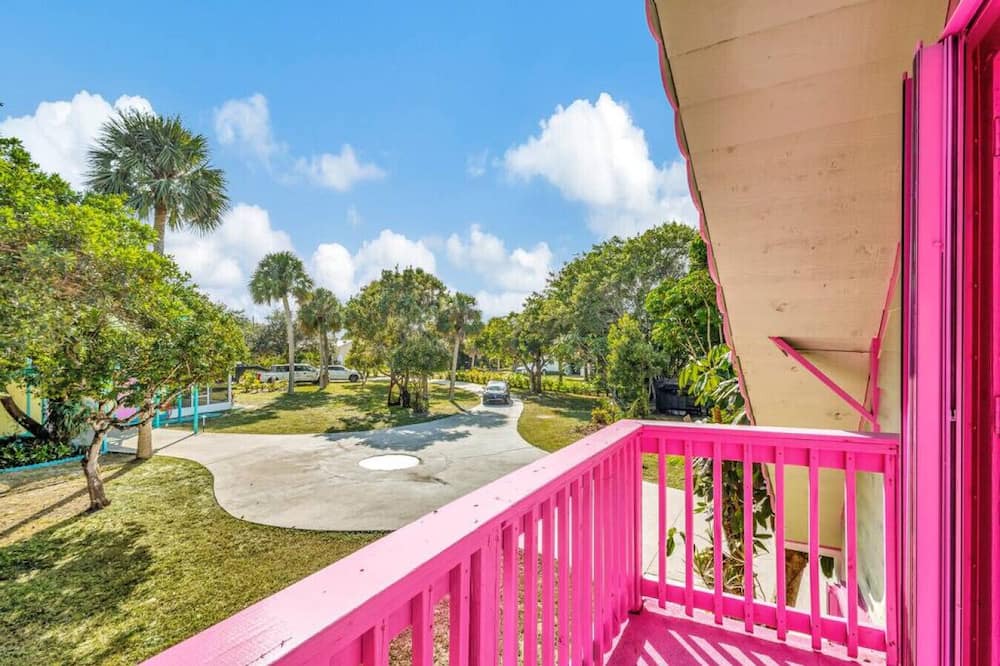 Photo of Others in Indian River Estates