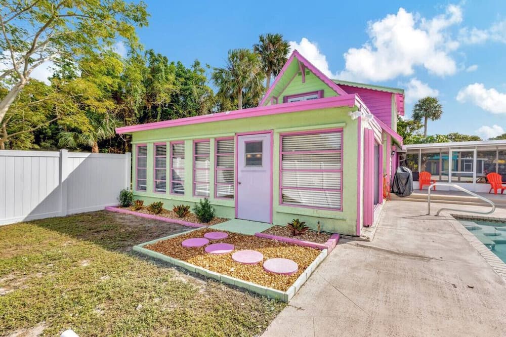 Photo of Others in Indian River Estates