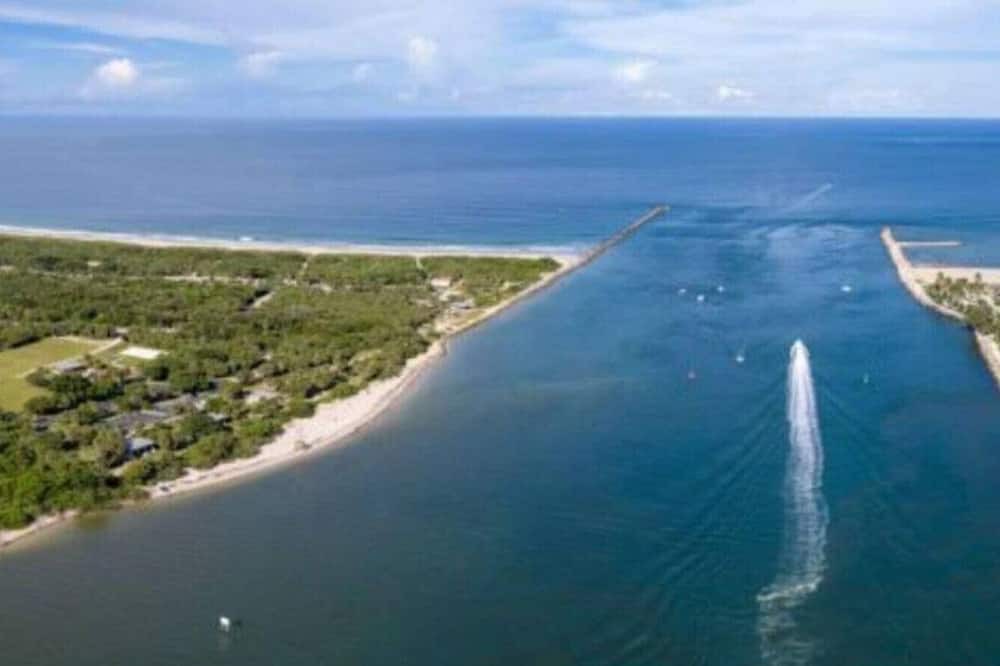 Photo of Others in Indian River Estates