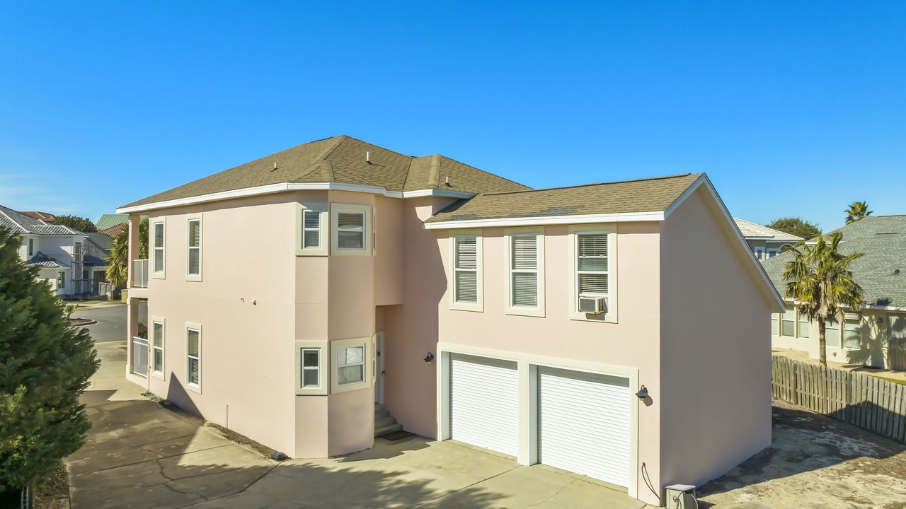 Photo of Outdoor in Avalon Beach Estates