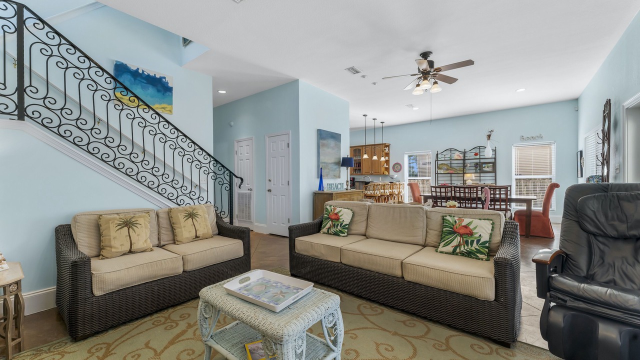 Photo of Others in Avalon Beach Estates
