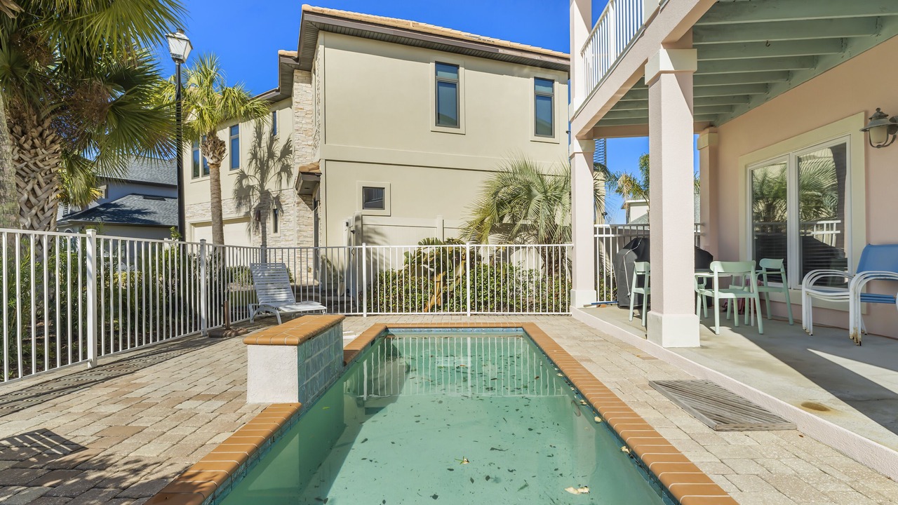 Photo of Outdoor in Avalon Beach Estates
