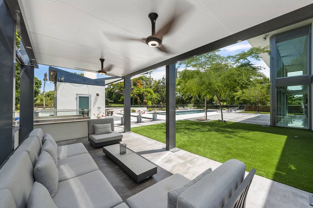 Photo of Patio Balcony in Southwest Ranches