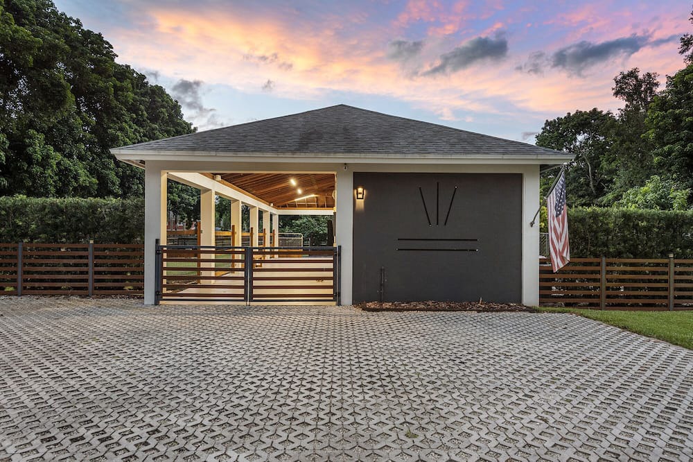 Photo of Outdoor in Southwest Ranches