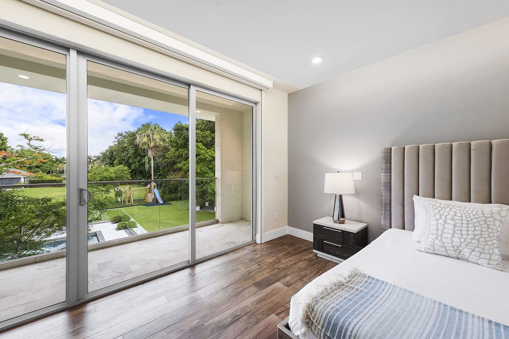 Photo of Bedroom in Southwest Ranches