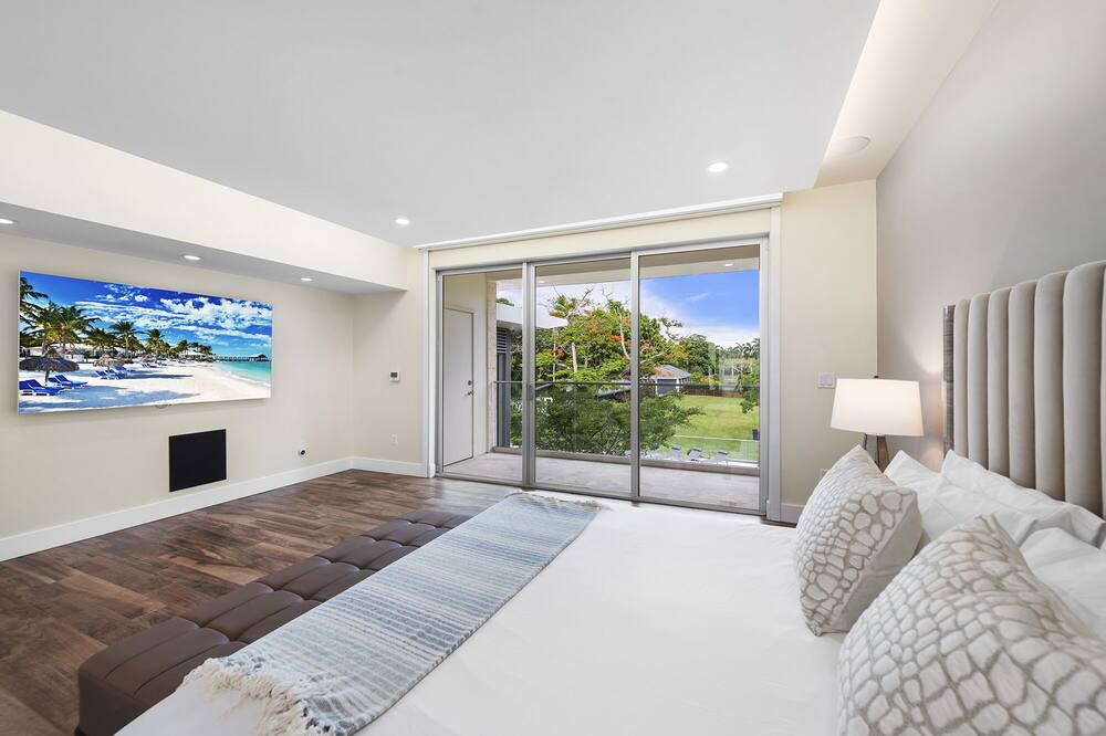 Photo of Bedroom in Southwest Ranches