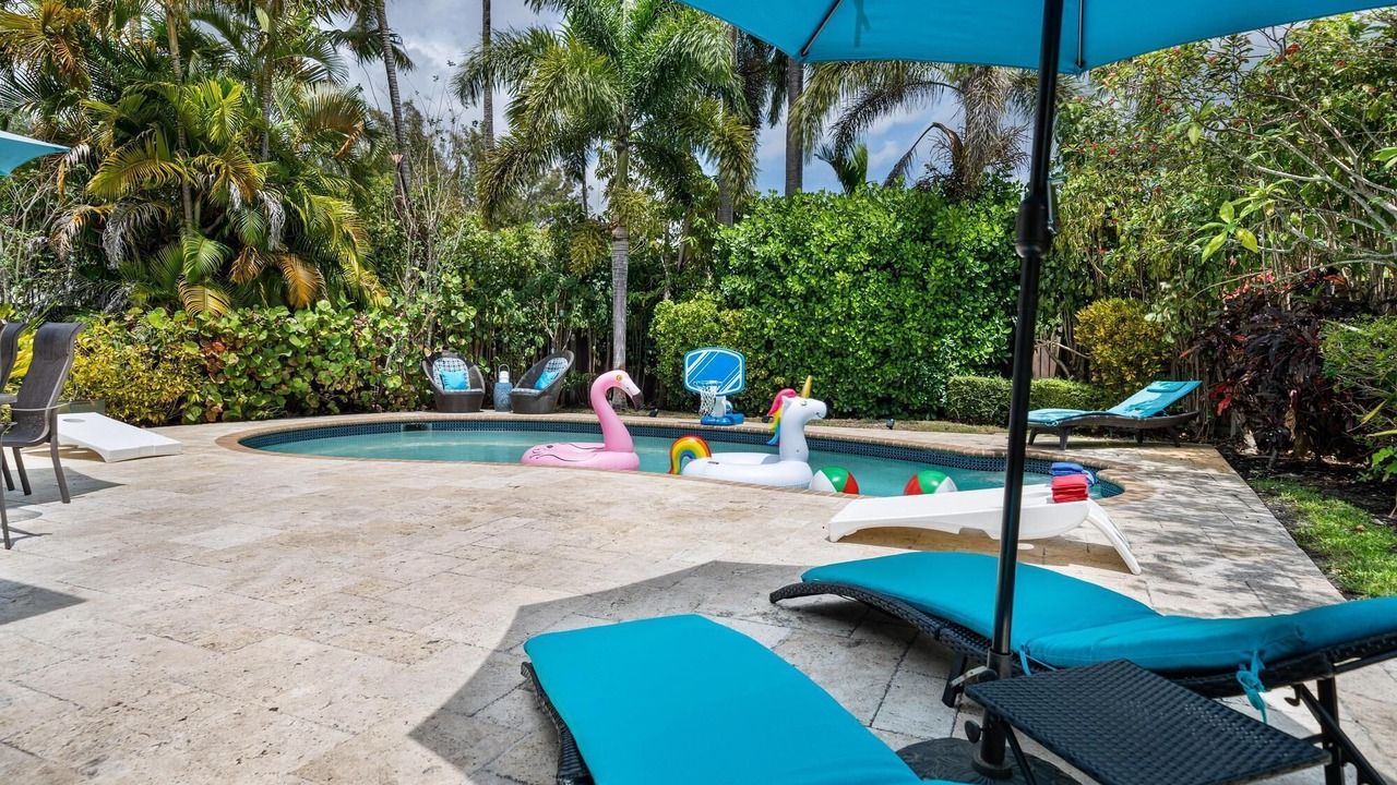 Photo of Bedroom in Biscayne Park
