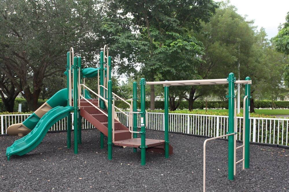 Photo of Others in Weston