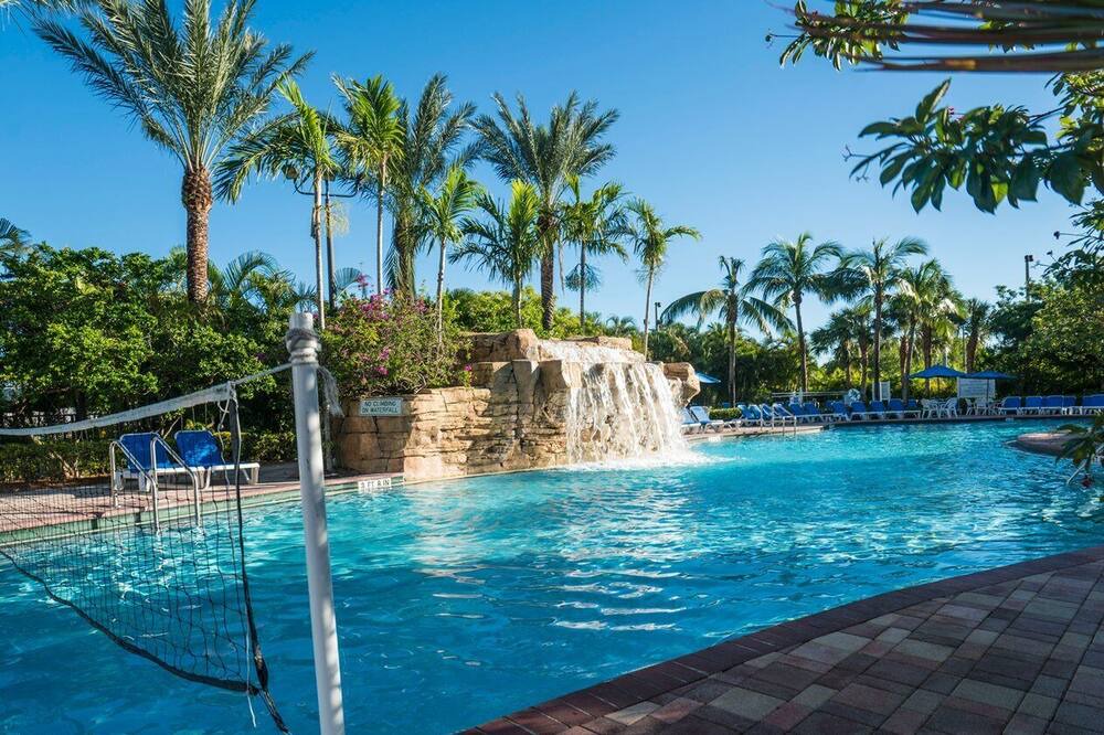 Photo of Outdoor in Weston