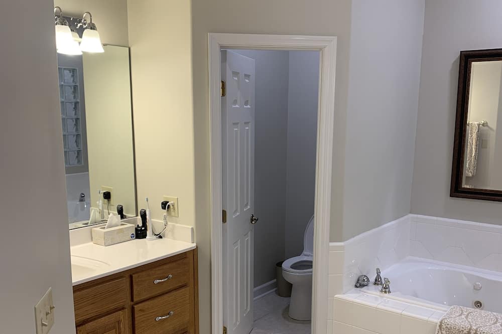 Photo of Bathroom in Quincy