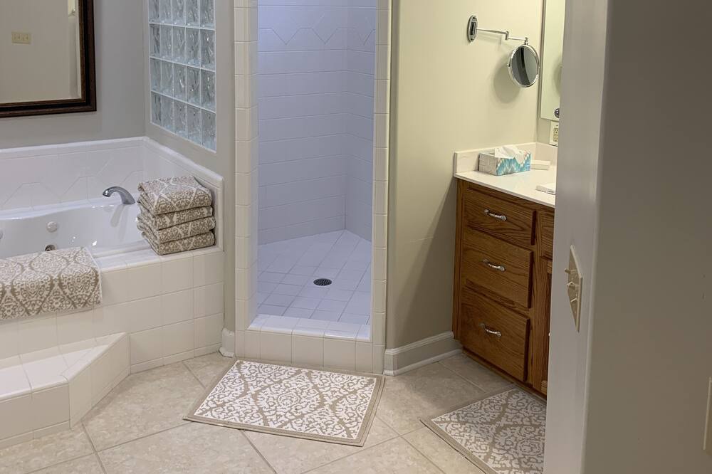Photo of Bathroom in Quincy