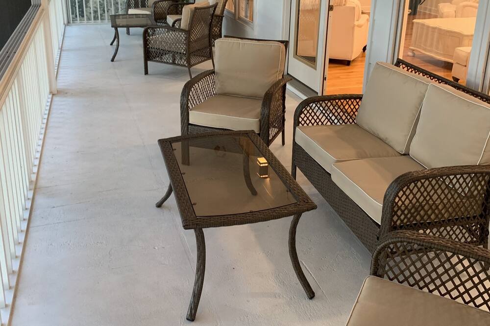 Photo of Patio Balcony in Quincy