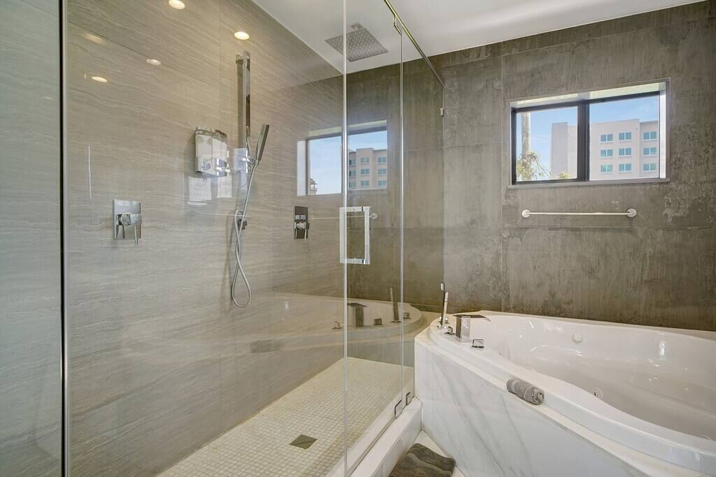 Photo of Bathroom in The Roads