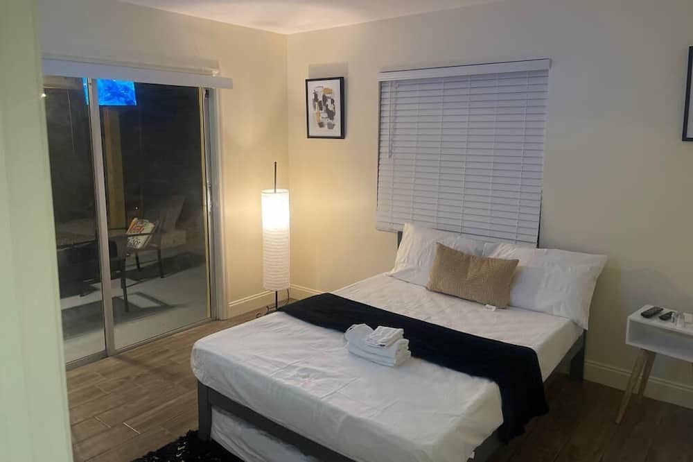 Photo of Bedroom in Greenacres