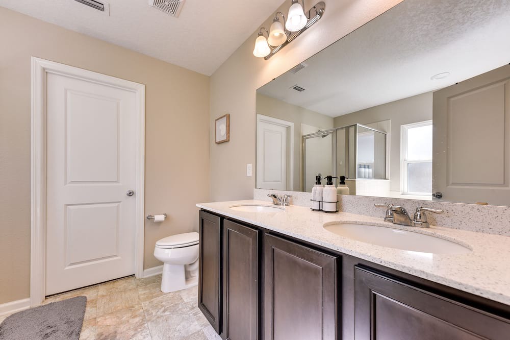 Photo of Bathroom in Yulee