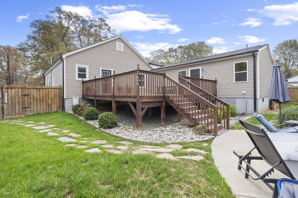 Photo of Outdoor in Belmont