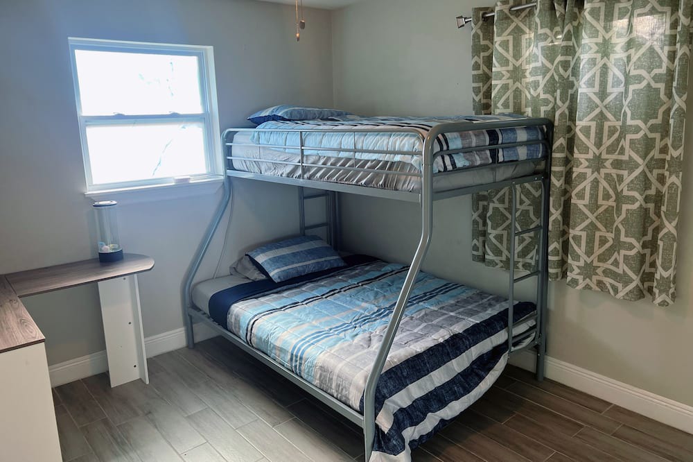 Photo of Bedroom in Pine Hills