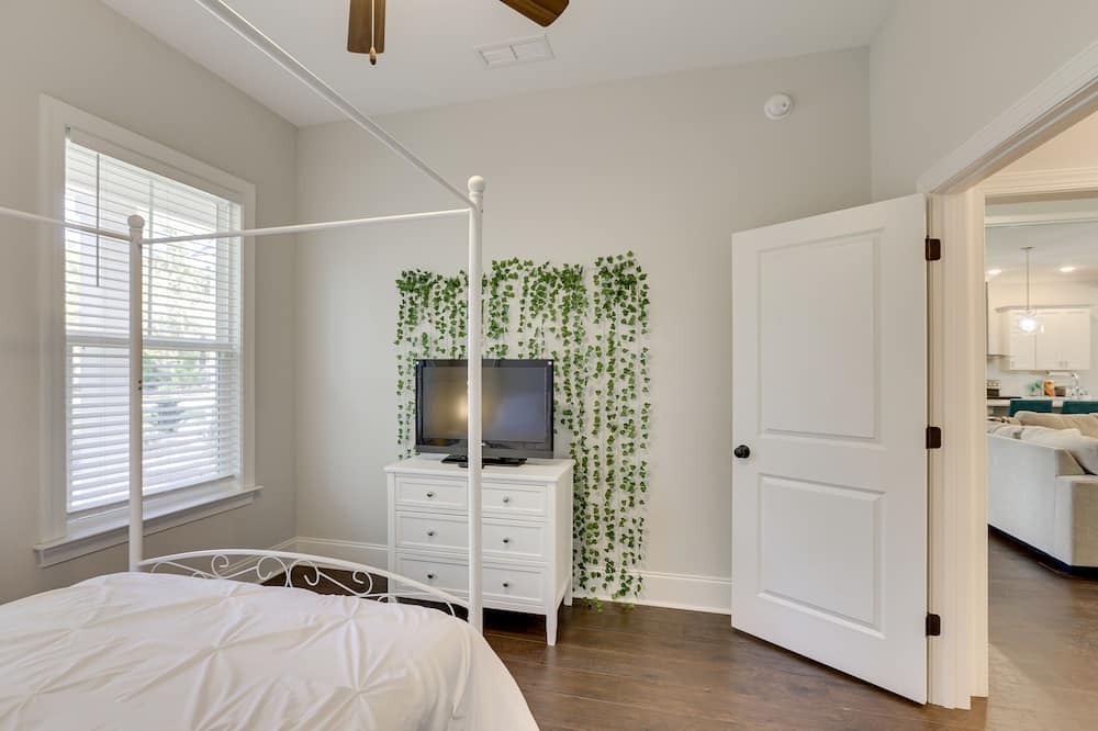 Photo of Bedroom in Crawfordville