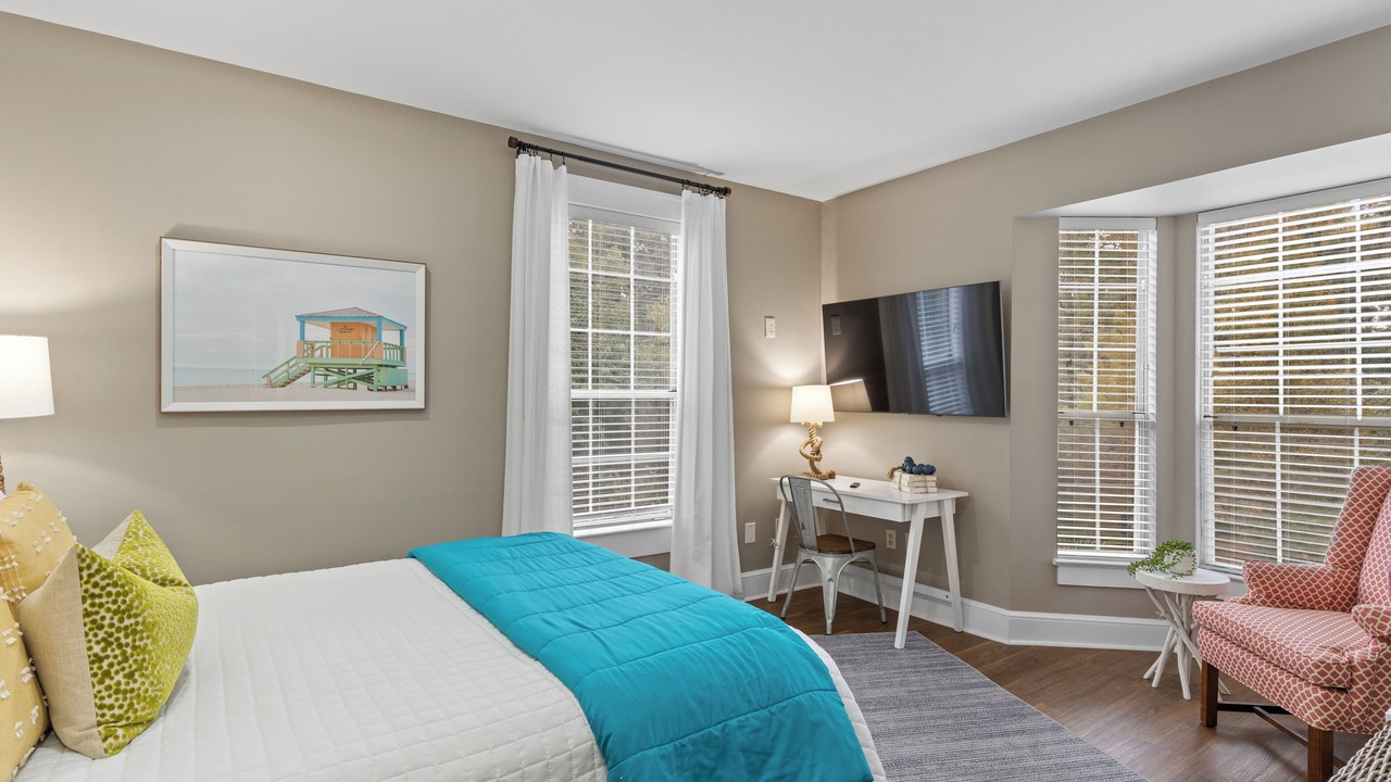 Photo of Bedroom in Tallahassee