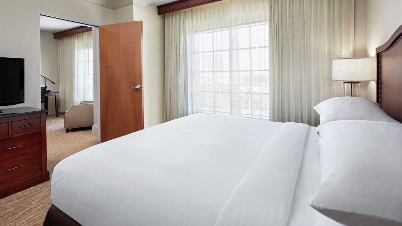Photo of Bedroom in Sunrise